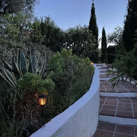 Casa Almendro