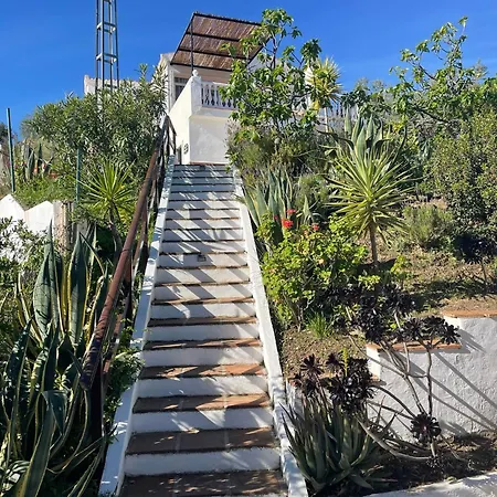 Casa Almendro Comares